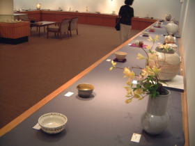 【萩作陶二十五年・樋口大桂展】横浜高島屋７階美術画廊にて・会場内の様子と展示作品No1