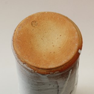 萩焼(伝統的工芸品)花入鬼白松筒矢筈口ヘラメ