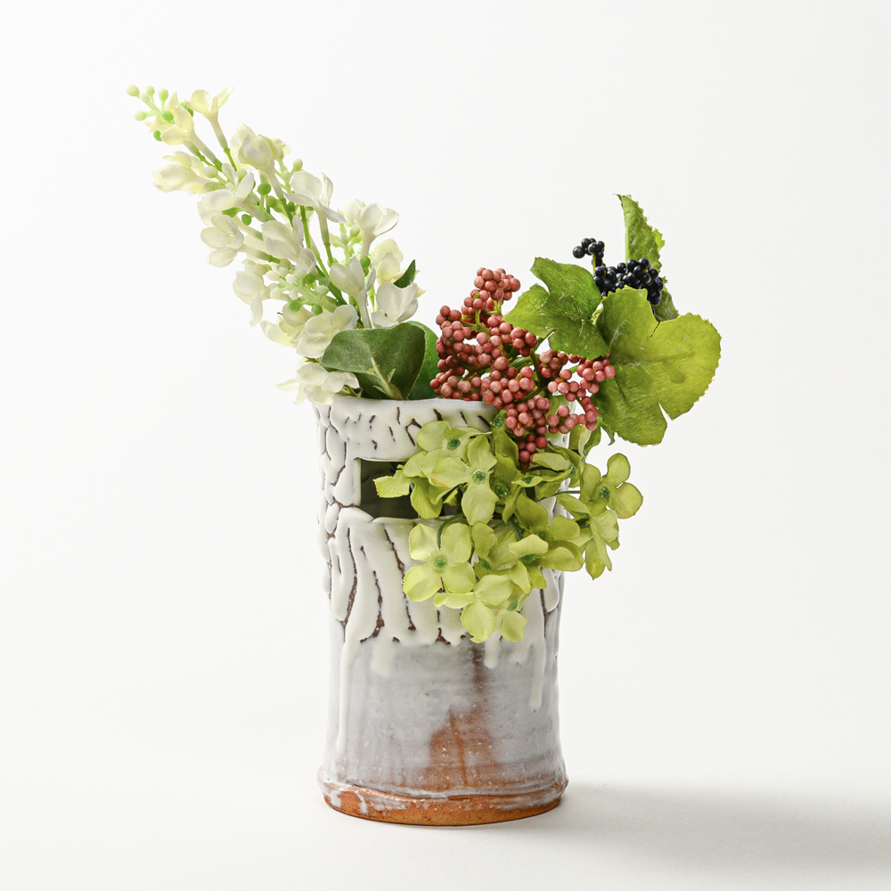 萩焼(伝統的工芸品)花入小鬼白松竹形