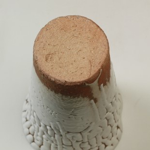 萩焼(伝統的工芸品)花入小鬼白松円錐形三つ葉