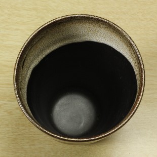 萩焼(伝統的工芸品)花入広口掛分け(黒釉&わら)呉器