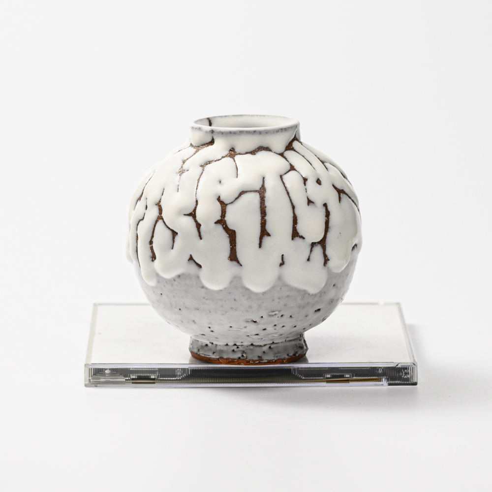 萩焼(伝統的工芸品)ミニ花入鬼白松丸