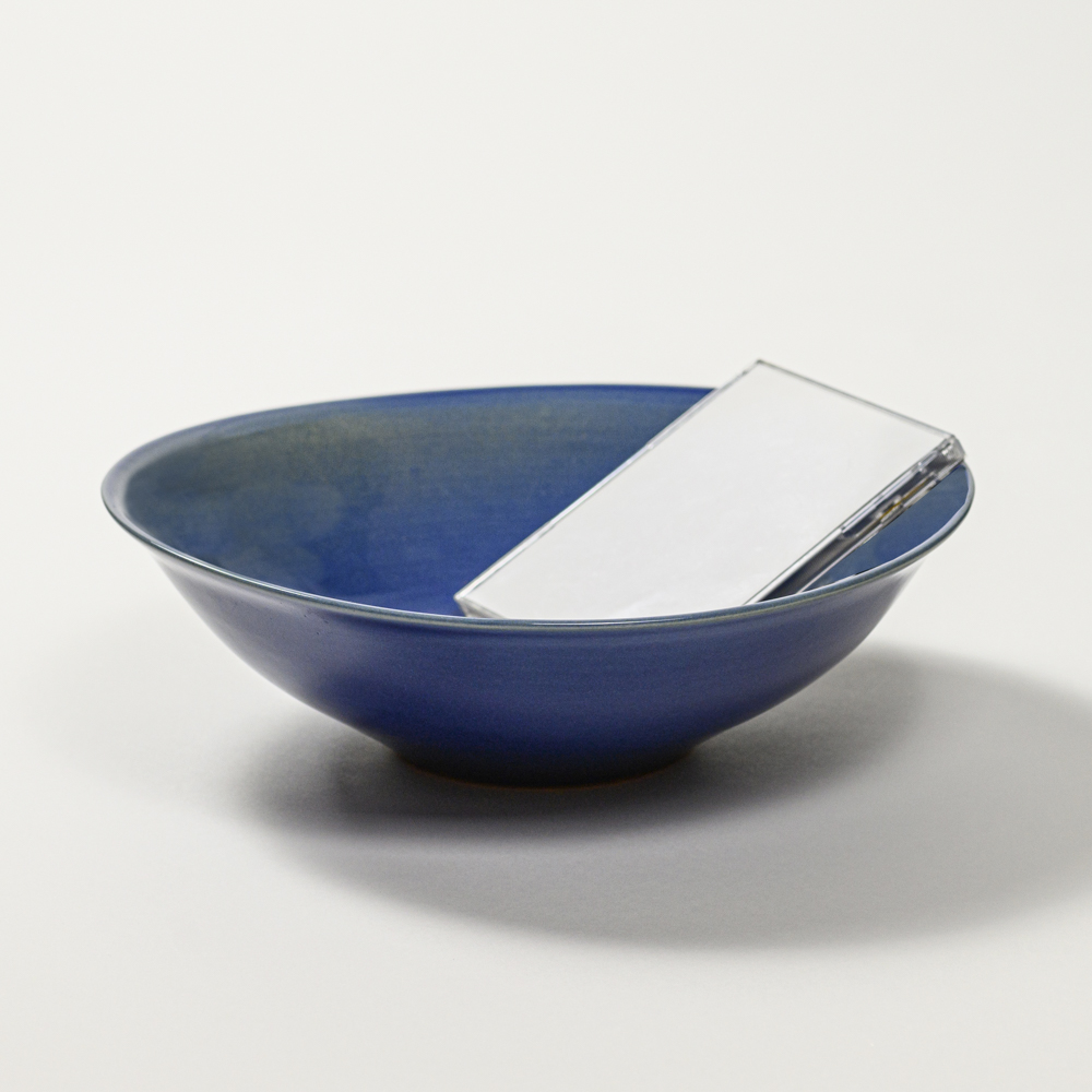 萩焼(伝統的工芸品)水盤藍釉末広