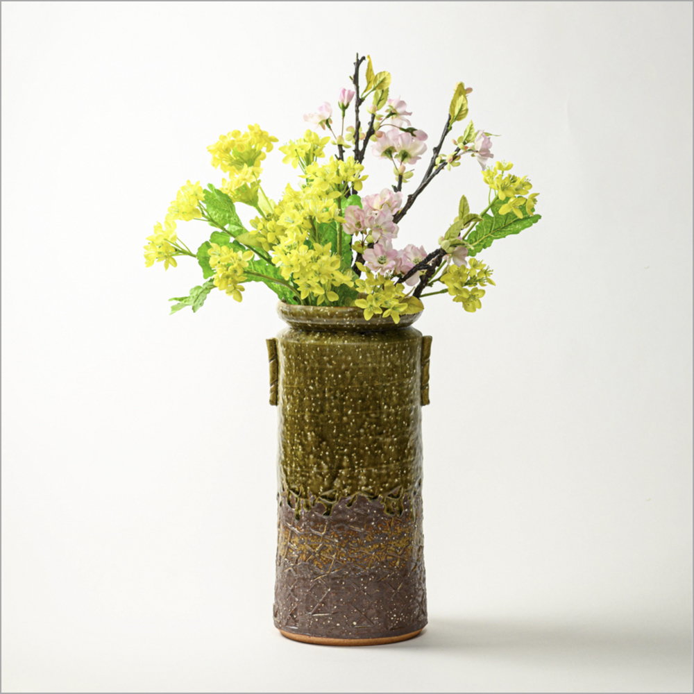 萩焼(伝統的工芸品)花器緑釉荒筒肩衝耳付叩き文