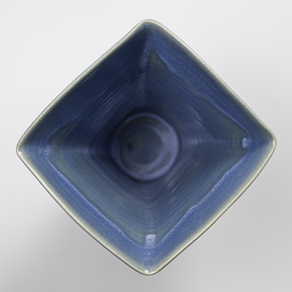 萩焼(伝統的工芸品)花入広口青釉四方