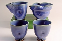 ２０13年(平成25年)第38回伝統的工芸品公募展-酒器青釉